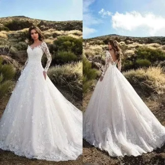 LqqCustomzied Graceful Appliques V-neck Long Sleeves Bridal Gowns Dubai Saudi Arabia A-Line Wedding Dress