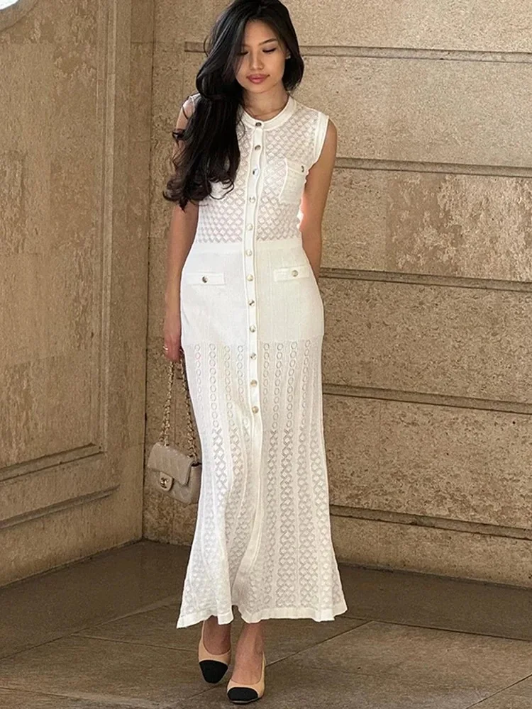 Women's Gentle Style Beige Hollow Out Long Dress French Style Single-Breasted Black Sleeveless Knitted Long Stretch Dress