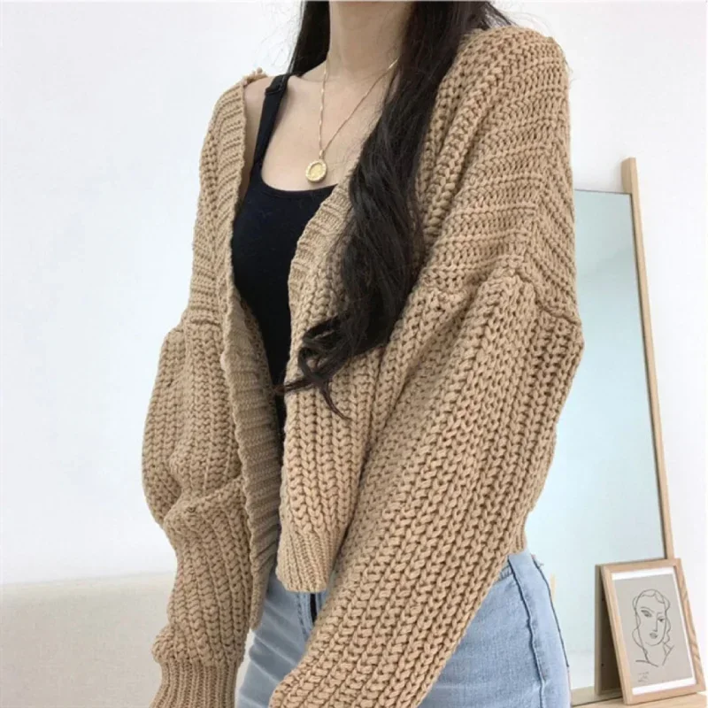 2025 New Sweet Cute Preppy Style Girls' Tops Loose Outer Wear Short Long Sleeve One Button Knitted Cardigan - Image 2