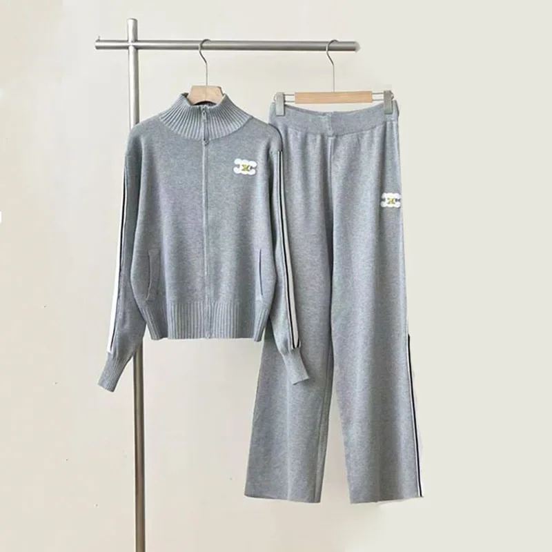 2024 new slim fit knitted two-piece sports style zipper top and wide leg pants multifunctional high-end set new repair - Image 2